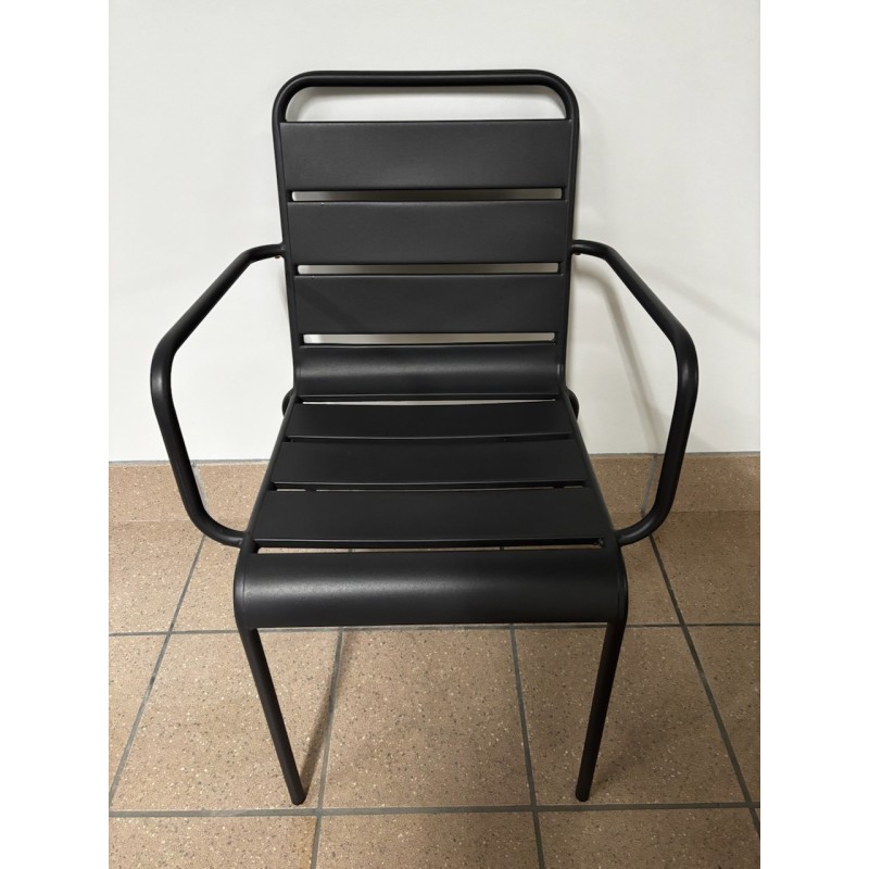 Chaise métal