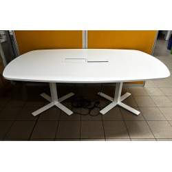 Table de réunion ovale