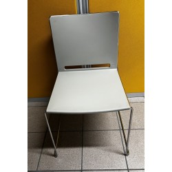 Chaise polypro beige