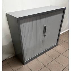 Armoire métal 120 x 102 cm