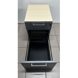 Caisson métal à roulettes