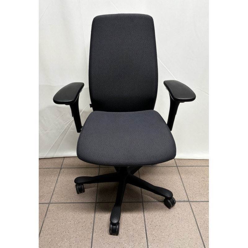 Fauteuil à roulettes KINNARPS