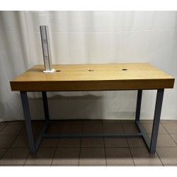 Table haute électrifié