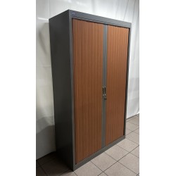 Armoire métal à rideaux