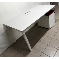 Bureau 160 gris clair