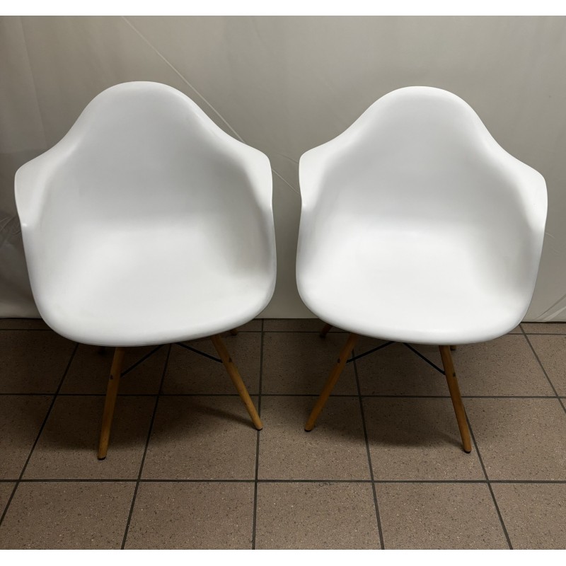 Lot de 2 chaises coque