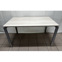 Bureau 140 cm acacia