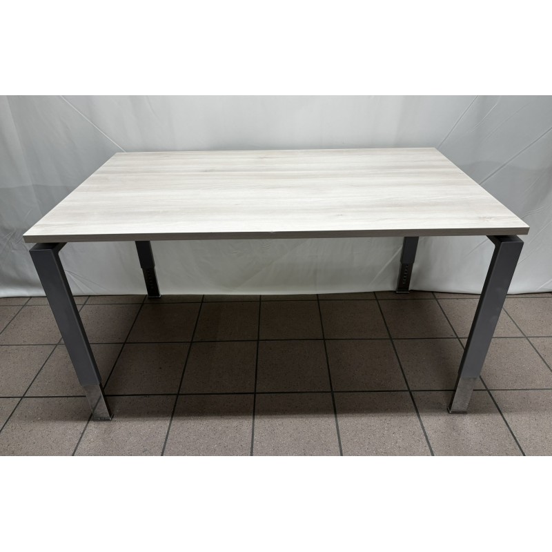 Bureau 140 cm acacia