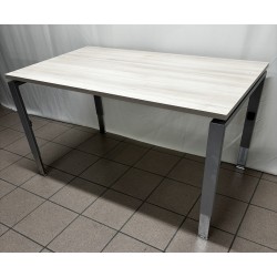 Bureau 140 cm acacia